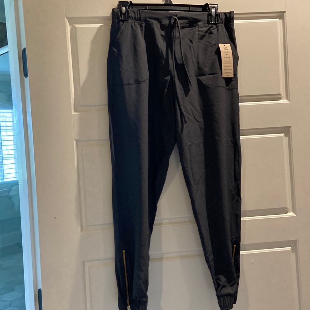 Albion Jetsetter Joggers